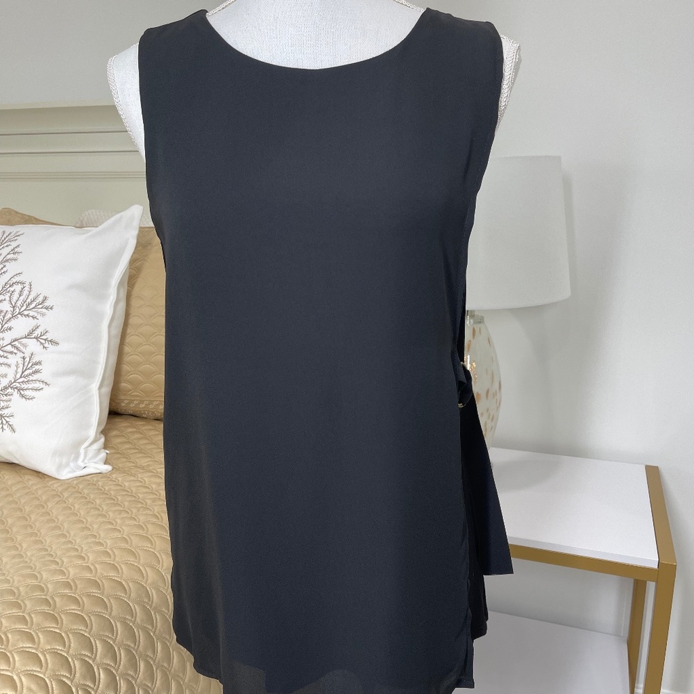 Doe & Rae Overlay Top Size Small